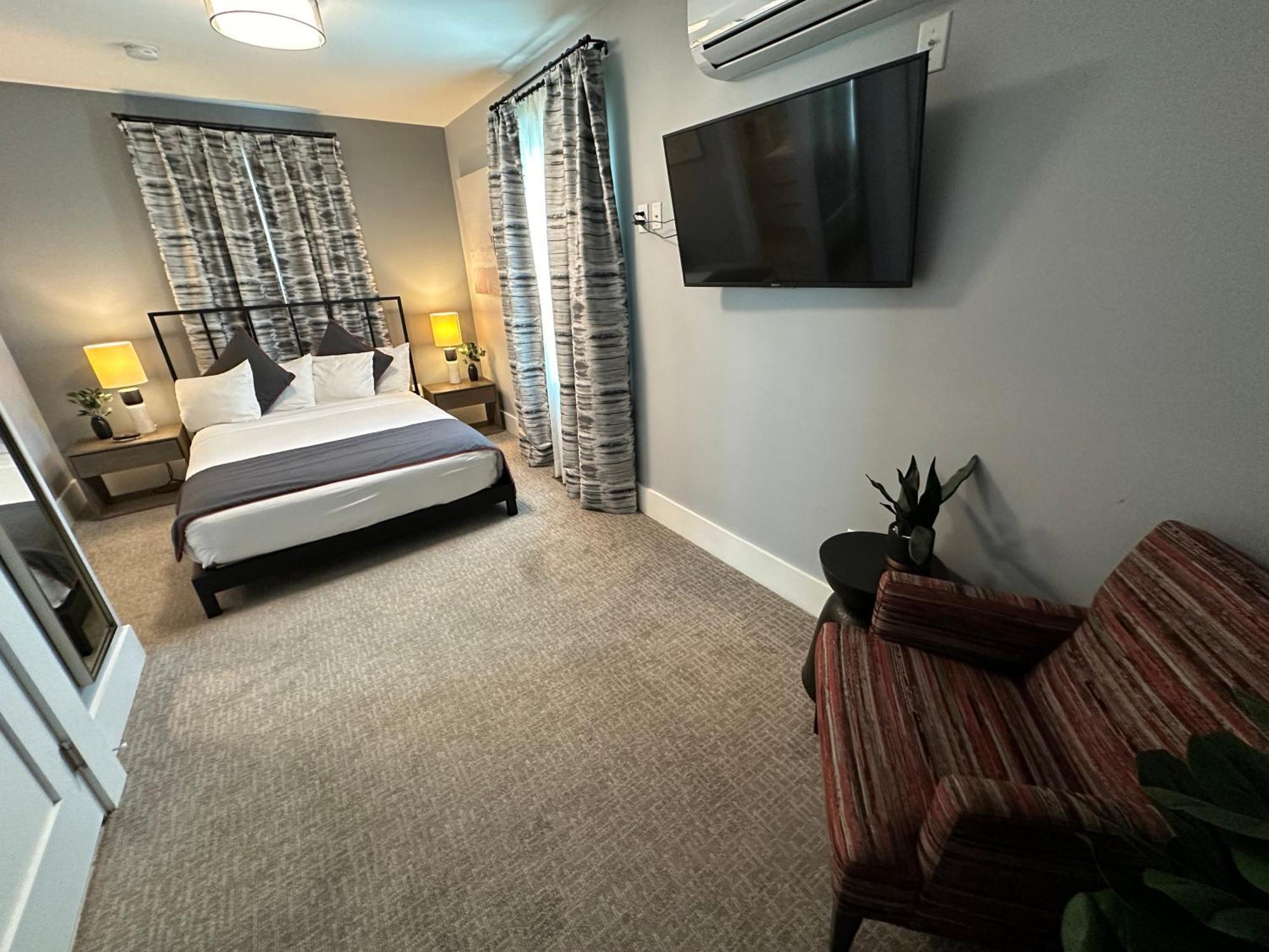Entire Modern 7 Unit 7 Bath Boutique Inn Ньюпорт Экстерьер фото